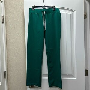Figs Livingston scrub pant size small. Used great condition!!